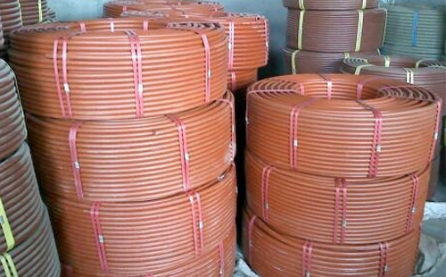 尖扎穿线管防雷接地技术实施要点